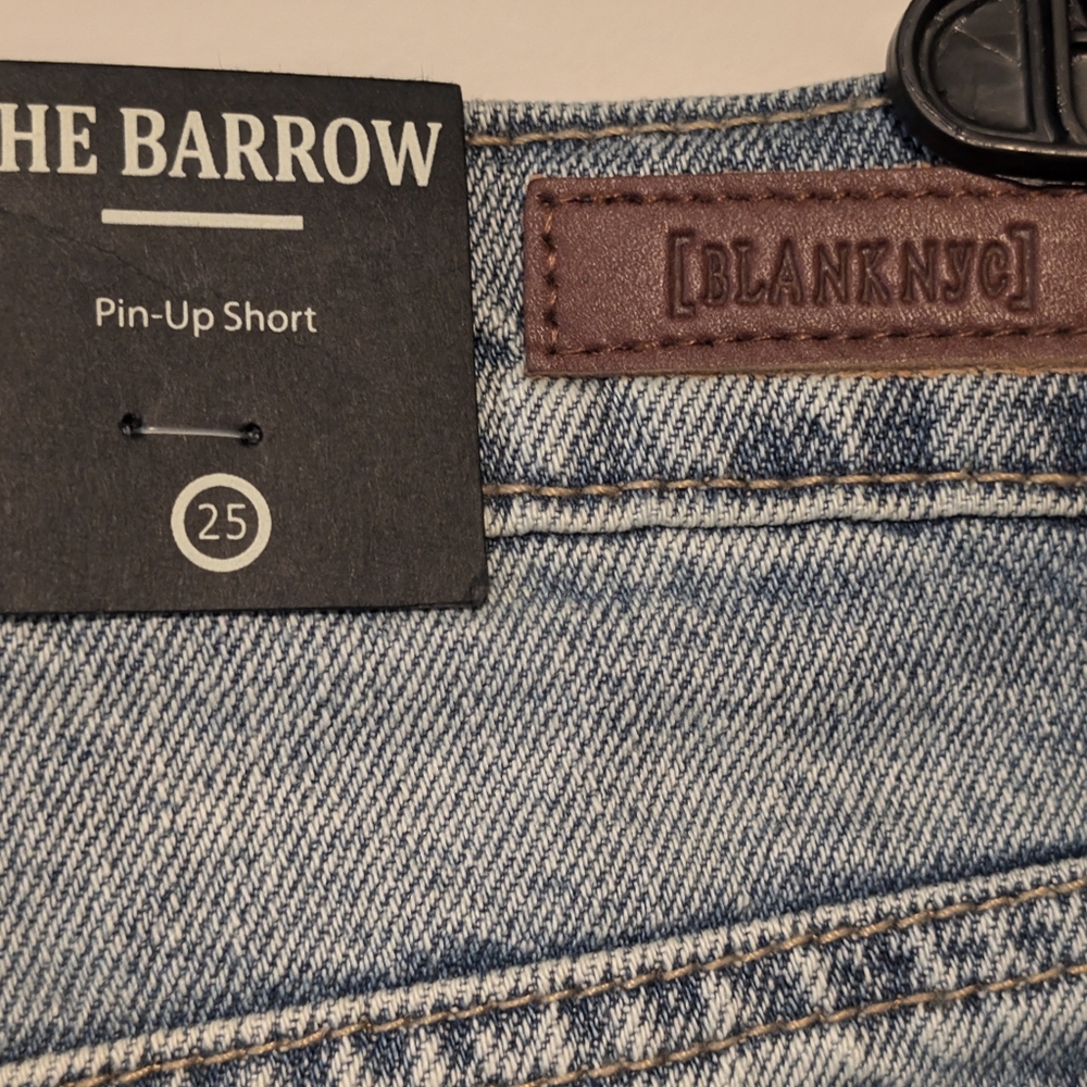 NWT Blank NYC The Barrow Distressed Denim Shorts with Side Stripes Size 25 - Picture 10 of 14